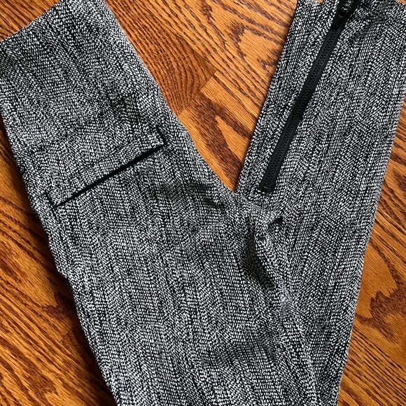 Athleta Delancy Textured Moto Leggings Zipper Ankle Black White-NWOT - Picture 1 of 4